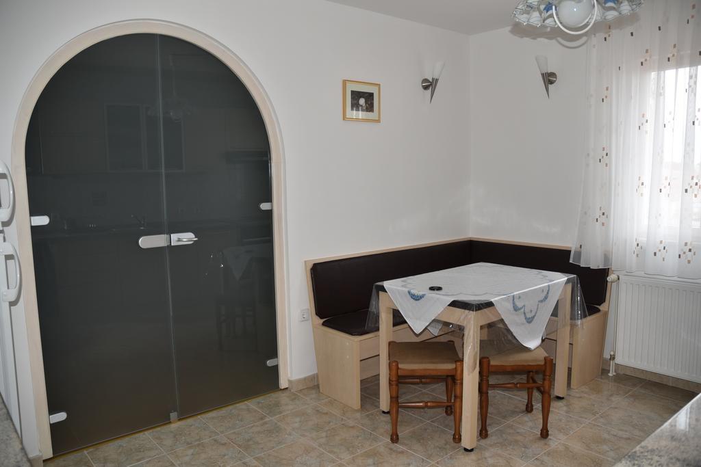 Villa Agnic Trogir Eksteriør bilde