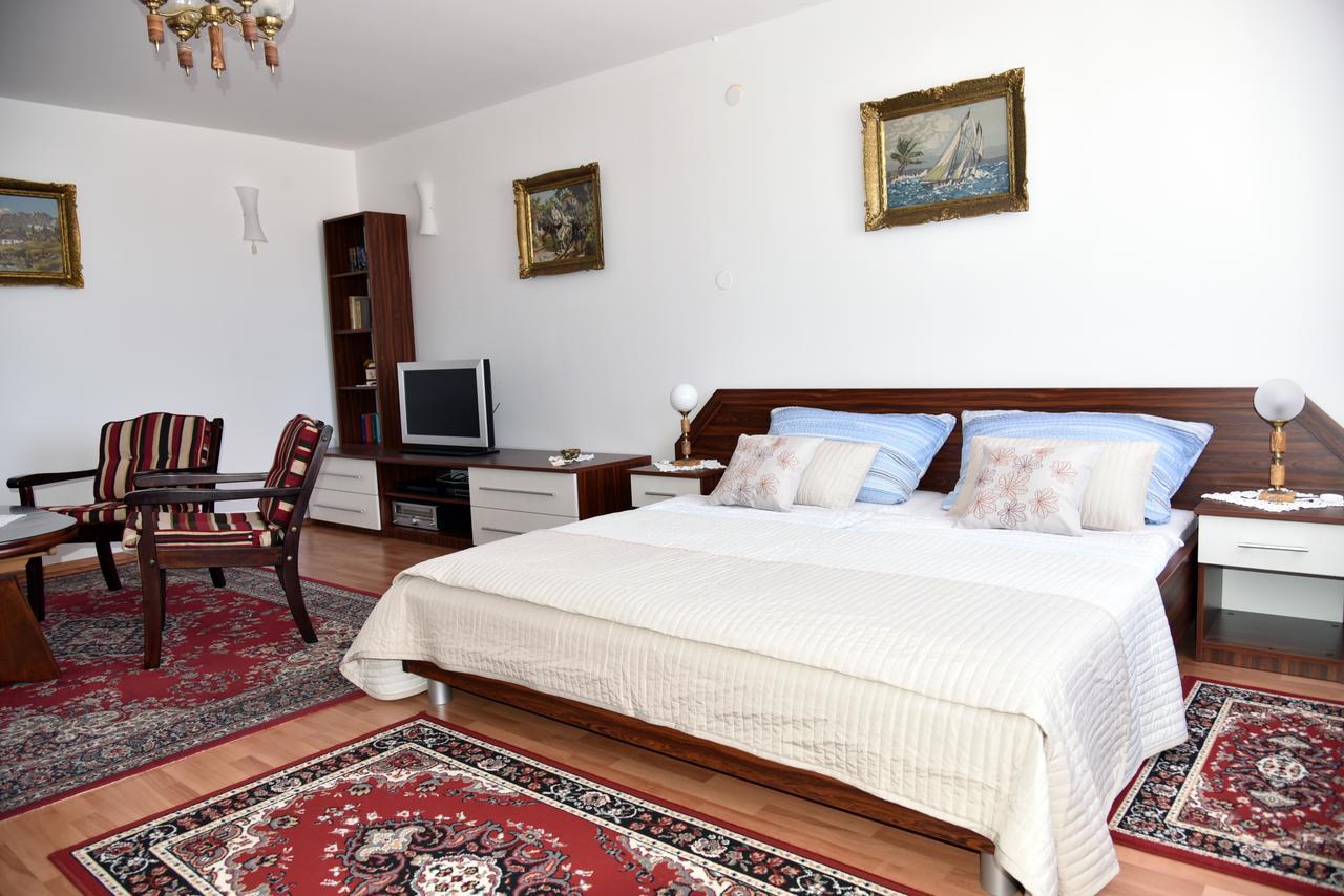 Villa Agnic Trogir Eksteriør bilde